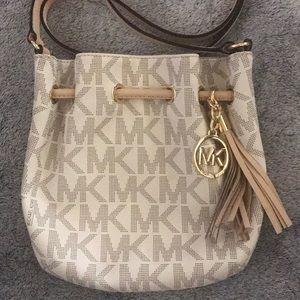 MK Vanilla Crossbody